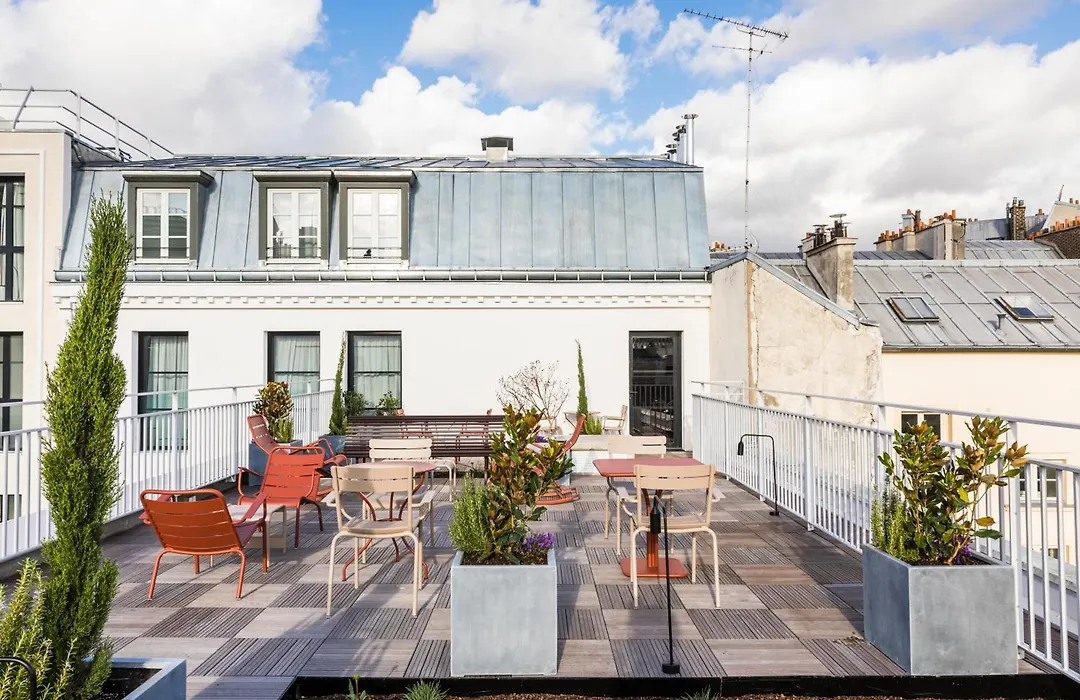 Le Grand Quartier-1
