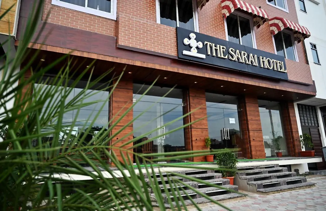 The Sarai, Hotel-1