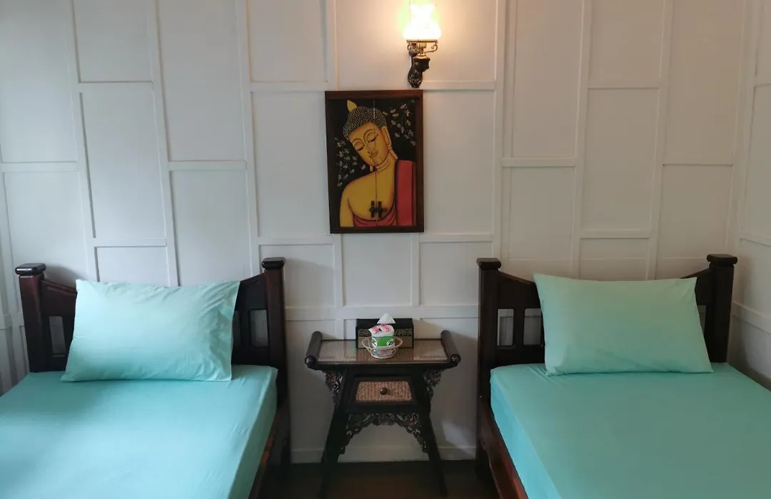 Tavee Guesthouse-1