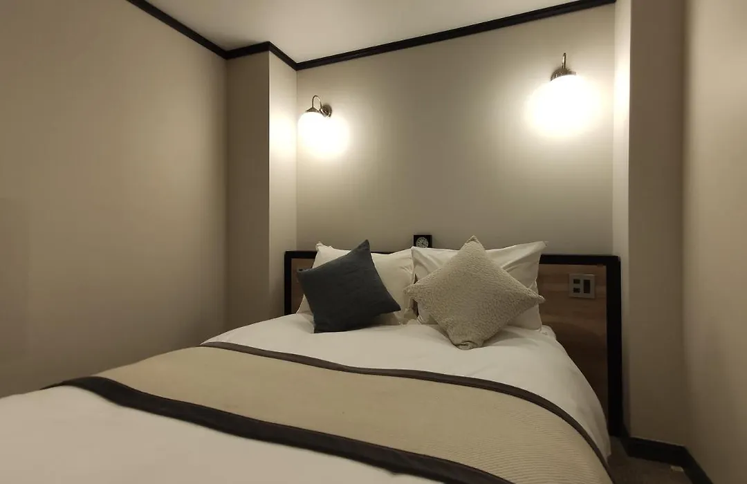 Yksi Sauna & Stay-1