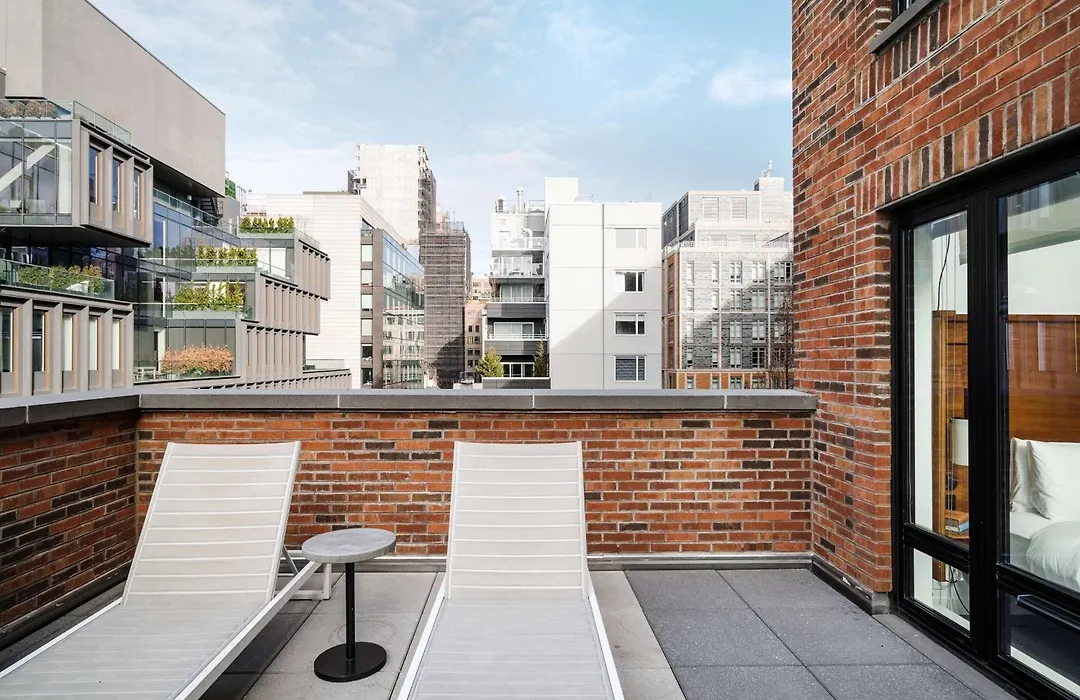 Arlo Soho-1