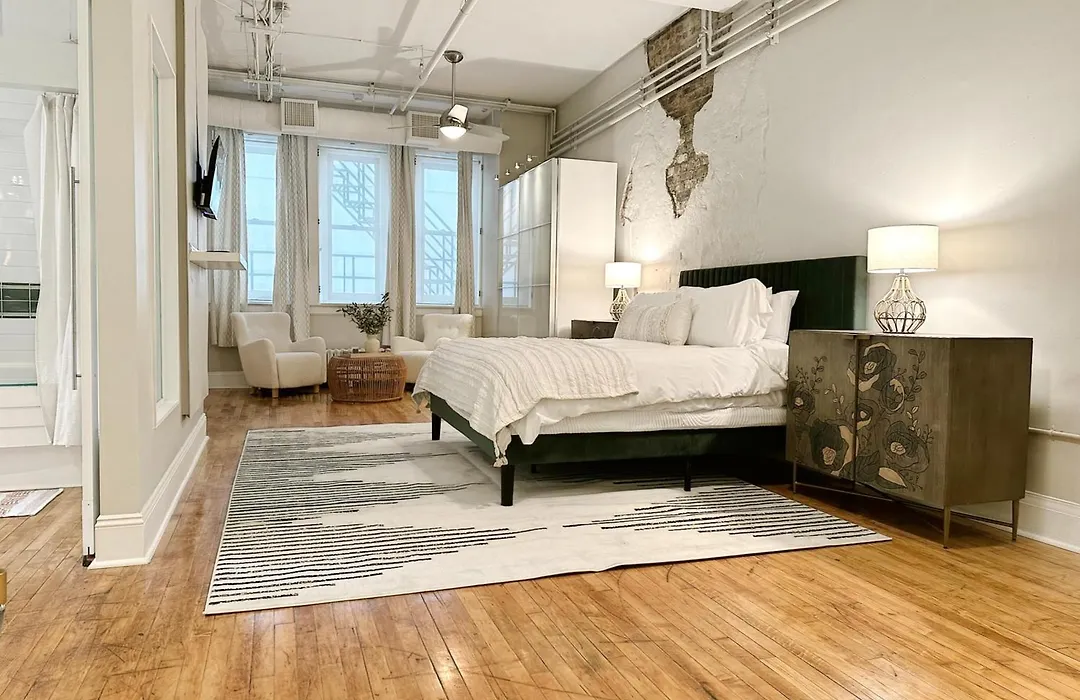 The Historic Lyric Presidential Suite-1