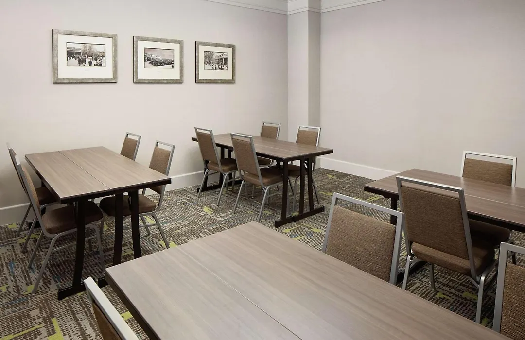 Hampton Inn Louisville Downtown-1