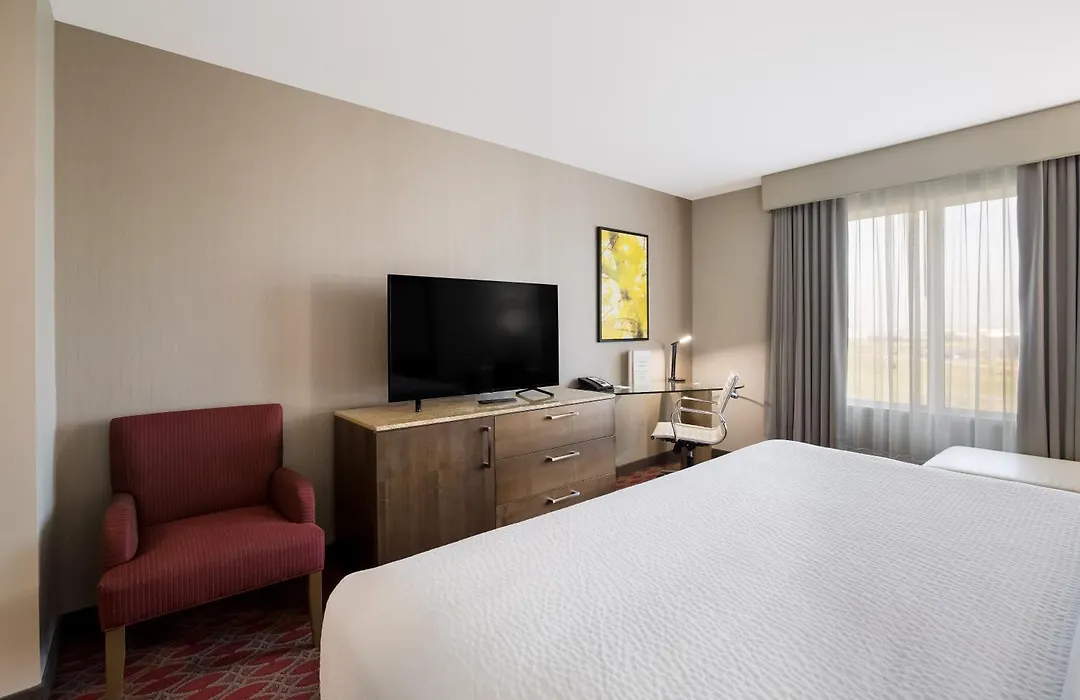 Hotel 11, Mod A Sonesta Collection-1