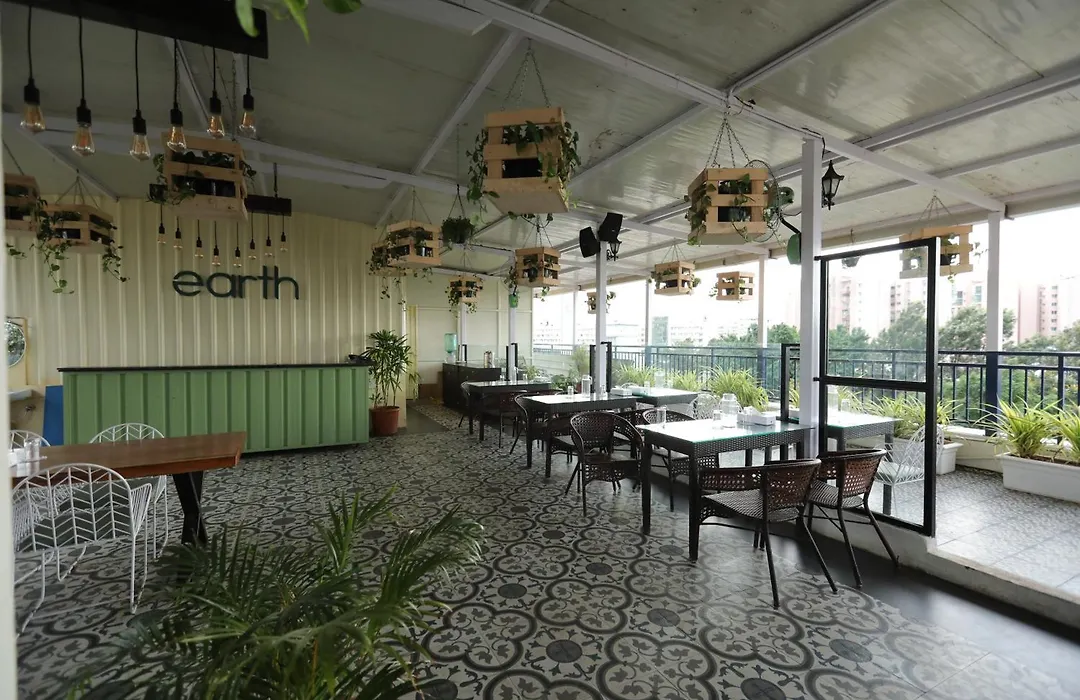 Earth Hotels-1