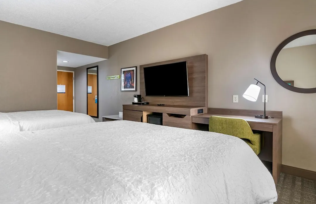 Hampton Inn & Suites Louisville East-1