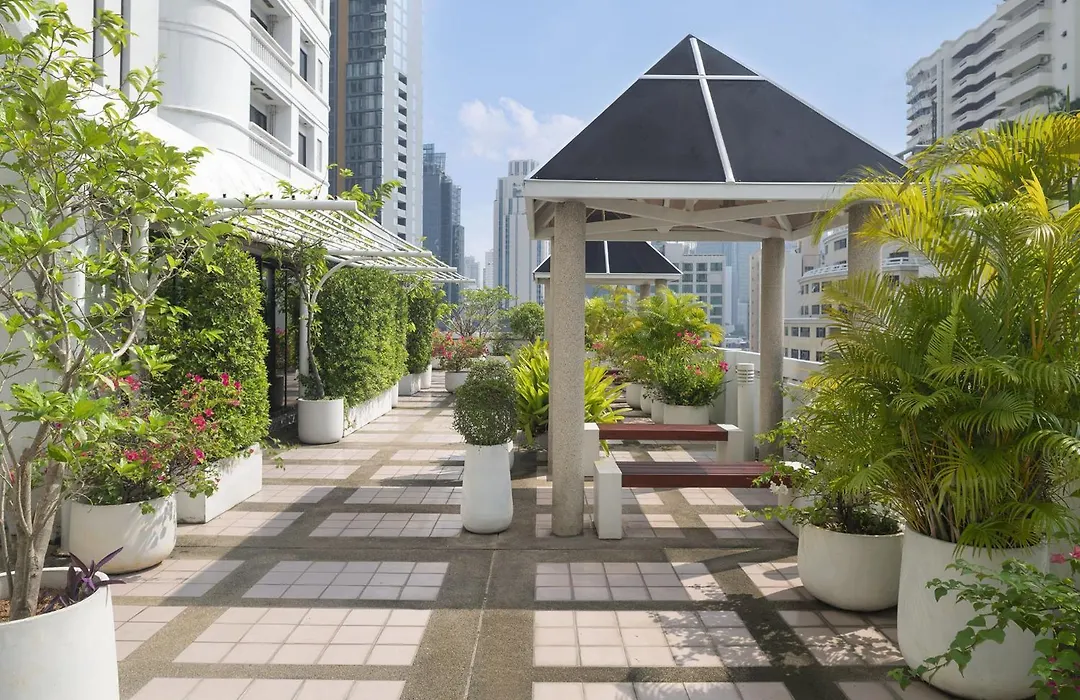 Parkroyal Suites Bangkok-1