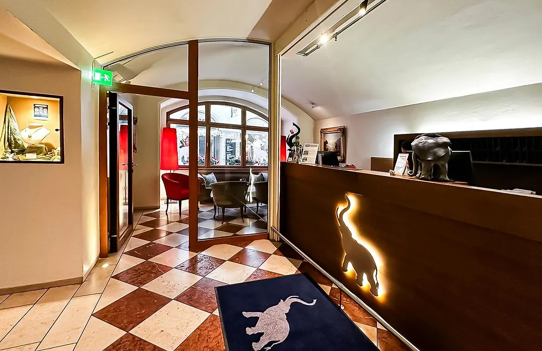 Hotel Elefant Family Business-1