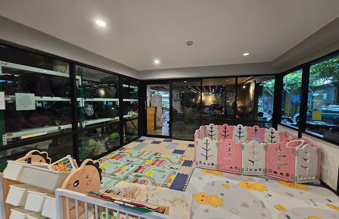 Peace Land Khaosan-1