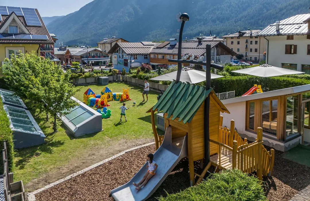 Alpholiday Dolomiti Wellness & Family Hotel-1