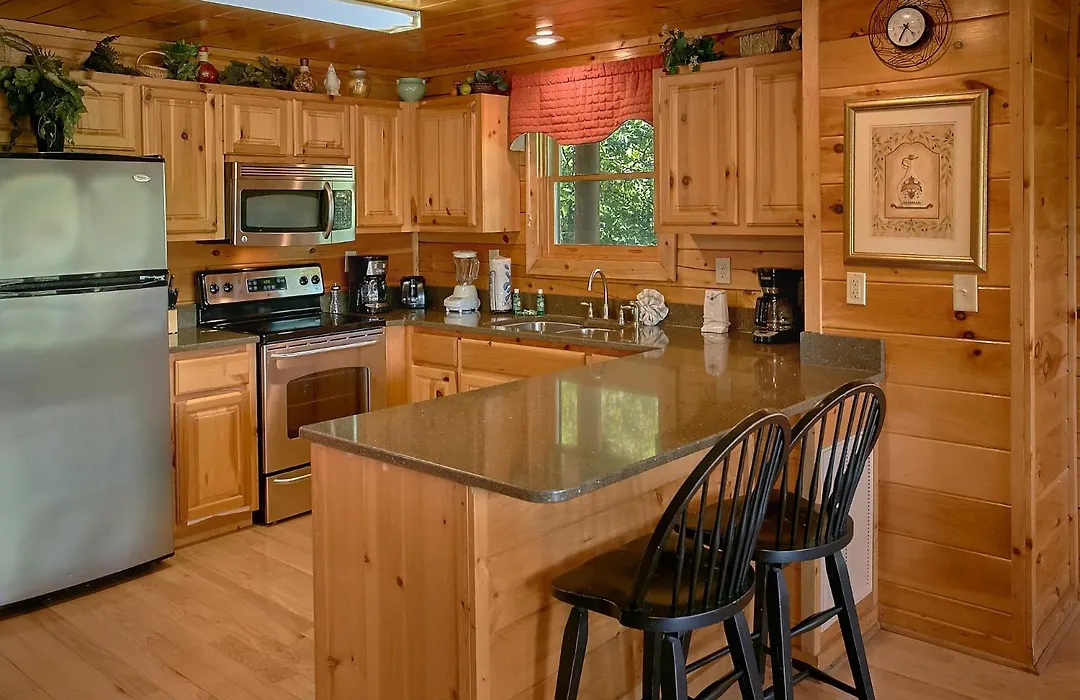 A Mountain View Theater Lodge Holiday Home-1