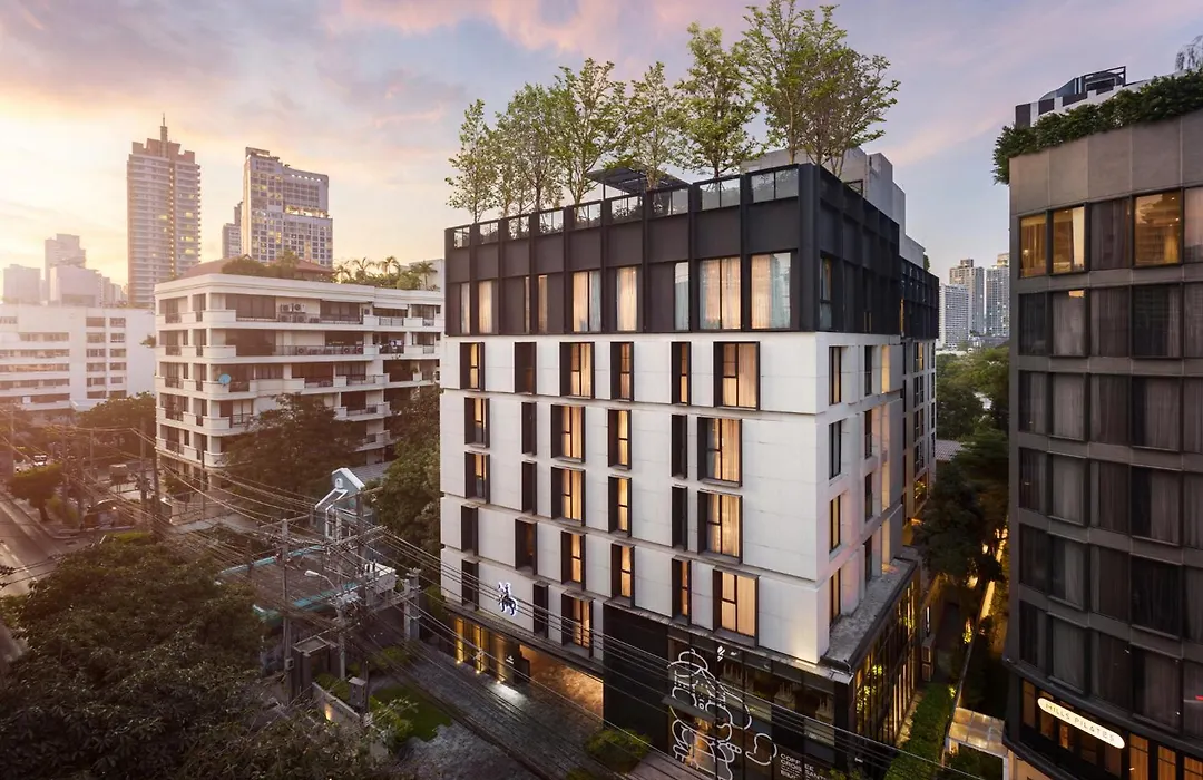 Walton Suites Sukhumvit-1