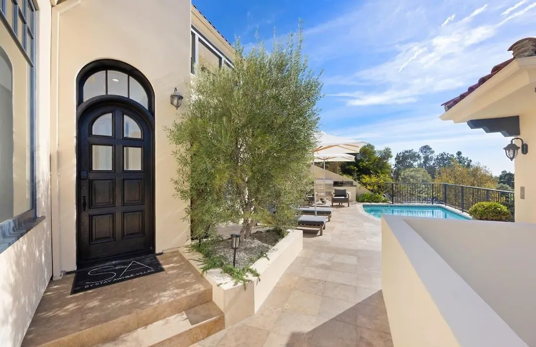 Chateau Beverly Hills By Stay Awhile Villas-1
