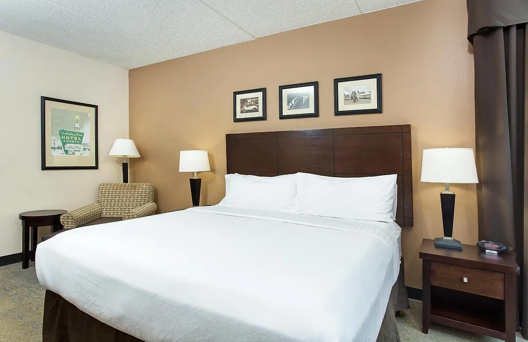 Holiday Inn Louisville Airport - Fair/Expo By Ihg-1