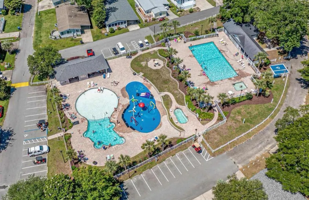 Oceanside Village - Great Amenities - Garden City Beach-1