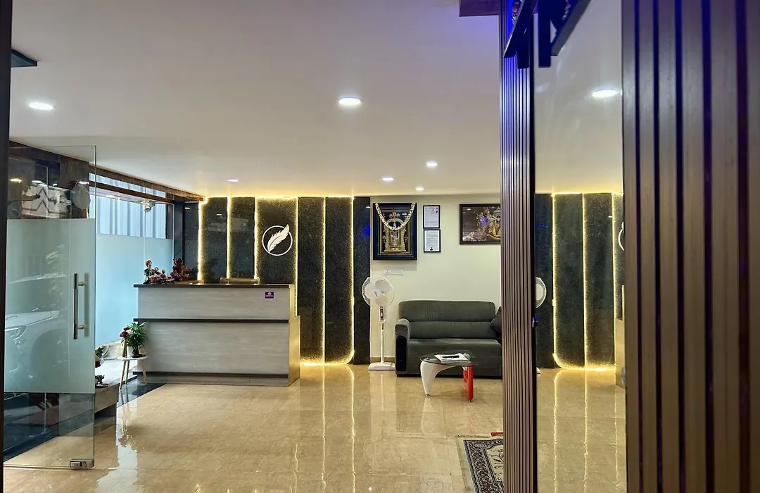 Hotel White Feather-1