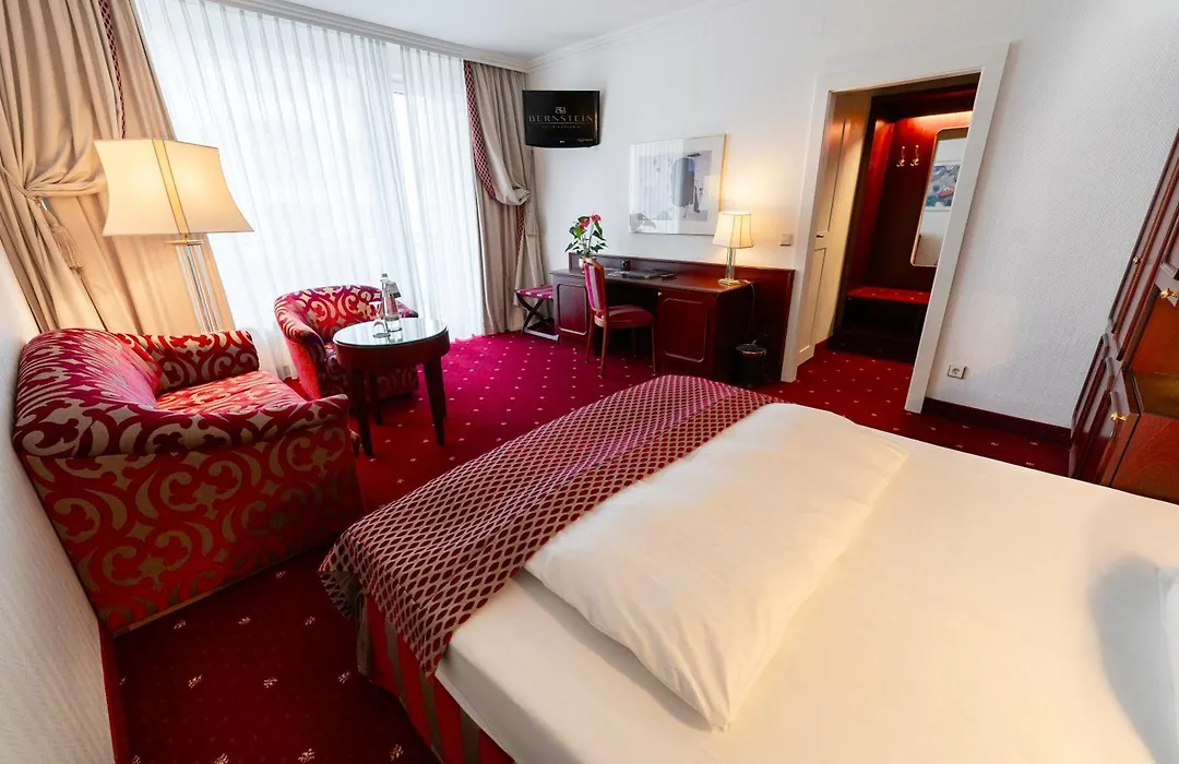 Bernstein Hotel Villa Kastania-1