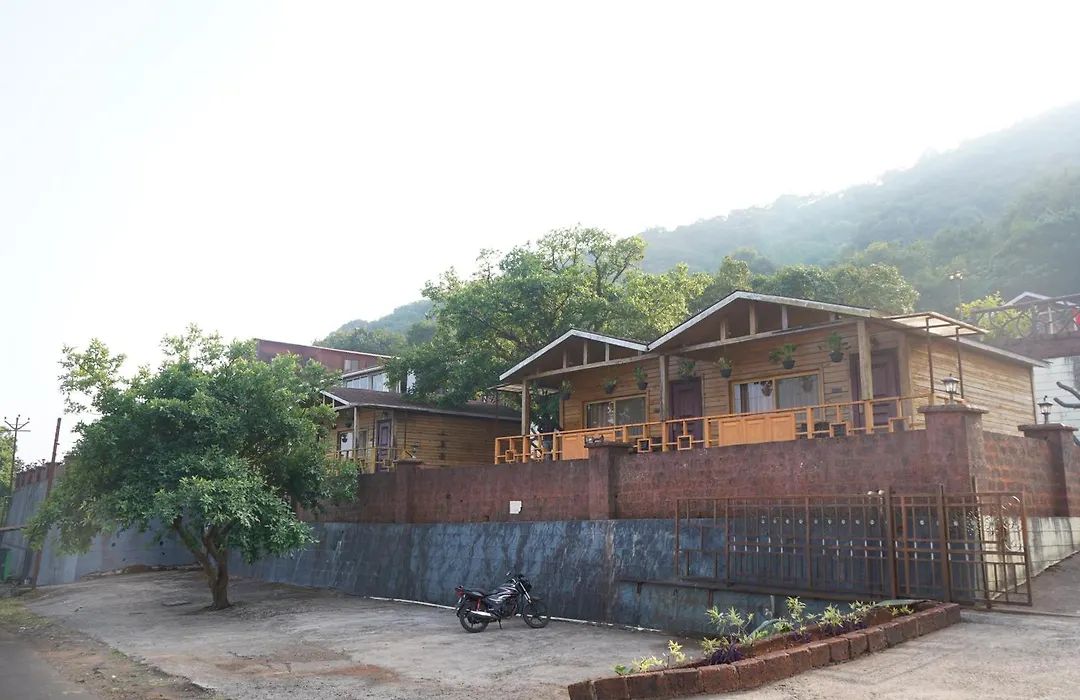 Oxygen Resorts Mahabaleshwar-1