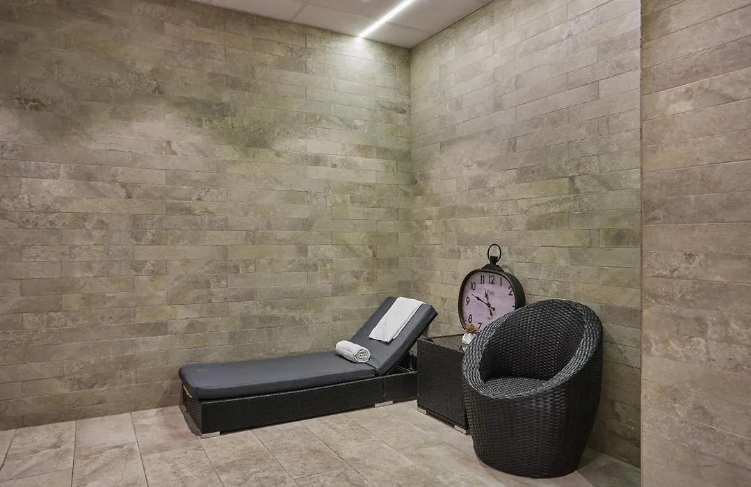 Appart'Hotel Odalys City - Paris Montmartre-1