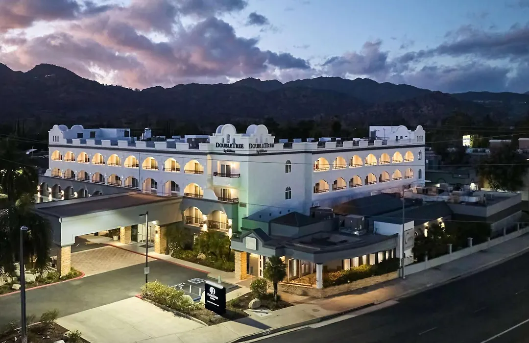 Doubletree By Hilton Chatsworth-1