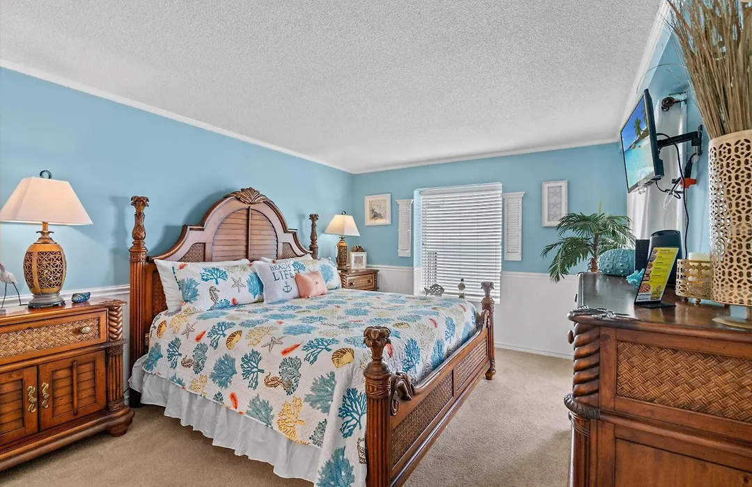 Tidemaster 905 - Oceanfront - Ocean Drive Section-1