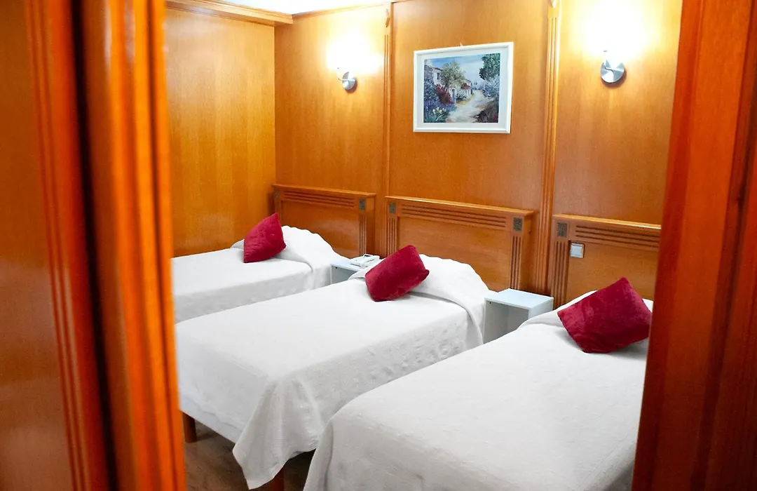 Hotel Du Mont Blanc-1