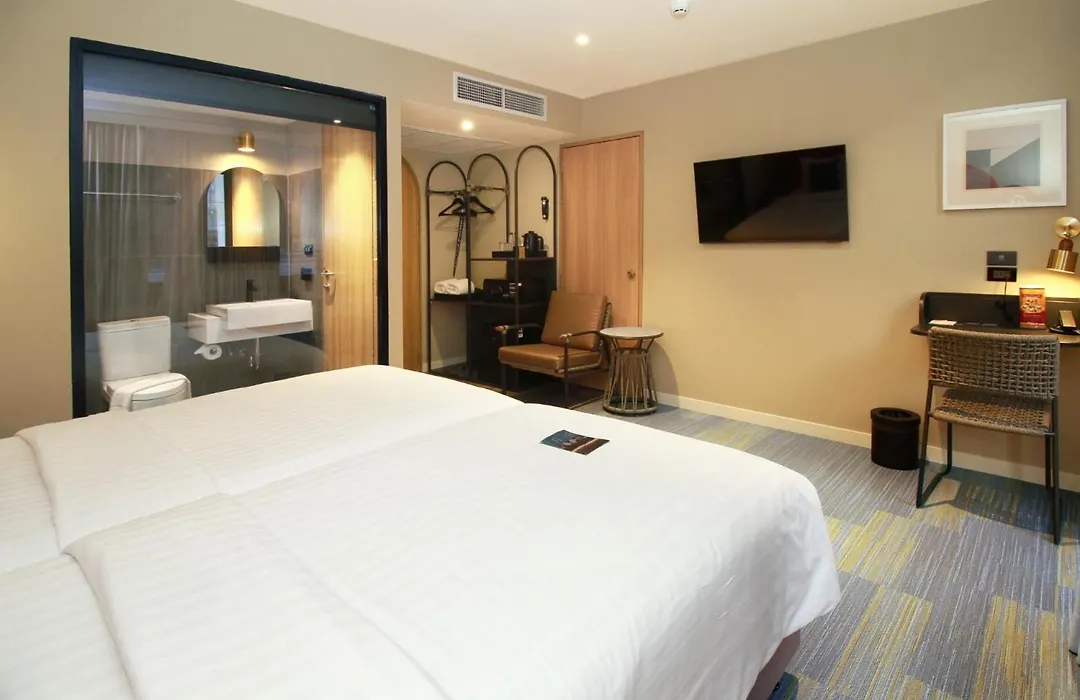 Benjarong Hotel Bangkok Ratchada-1