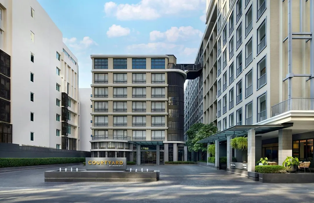 Courtyard By Marriott Bangkok Sukhumvit 20-1