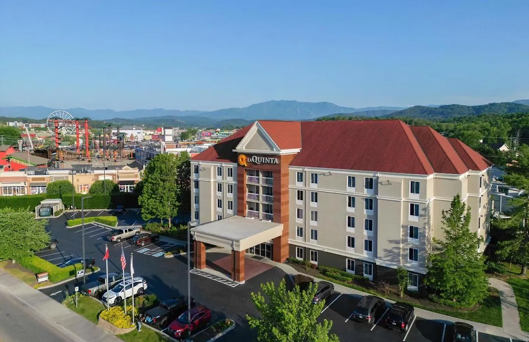 La Quinta By Wyndham Pigeon Forge-1