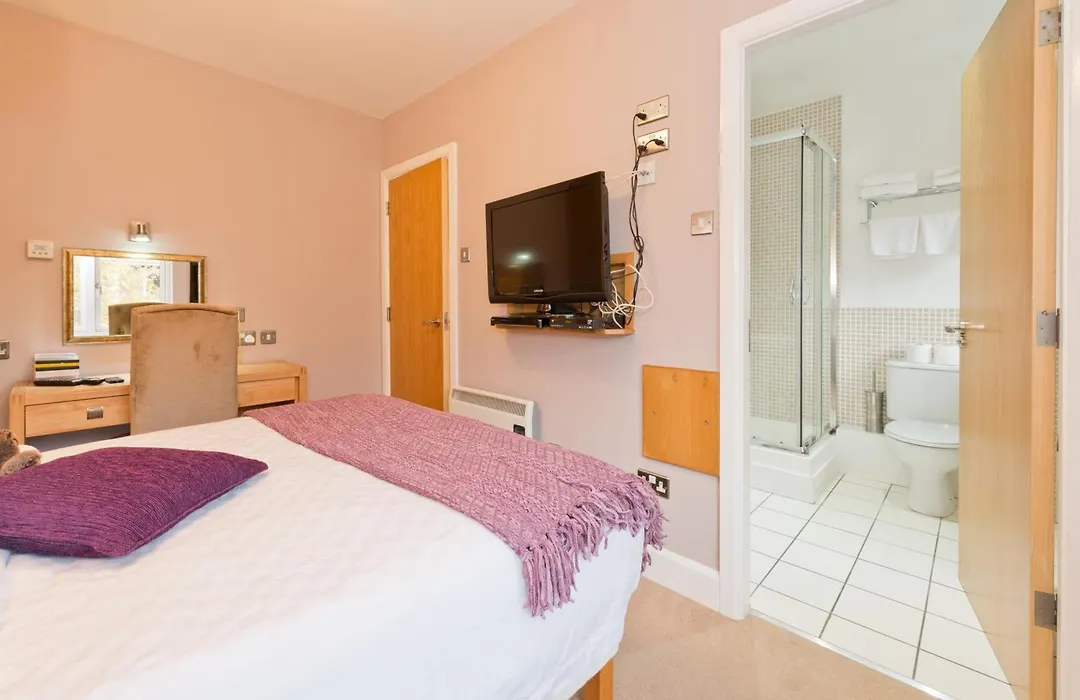 Roxford Lodge Hotel-1