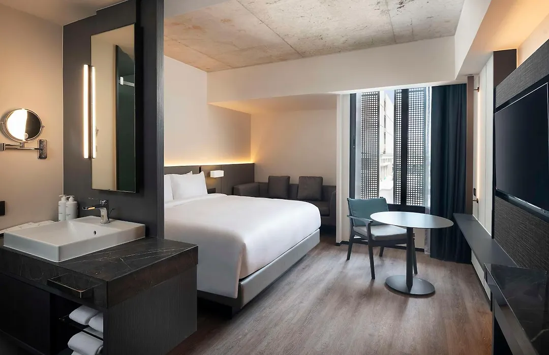 Radisson Hotel Don Mueang Bangkok-1