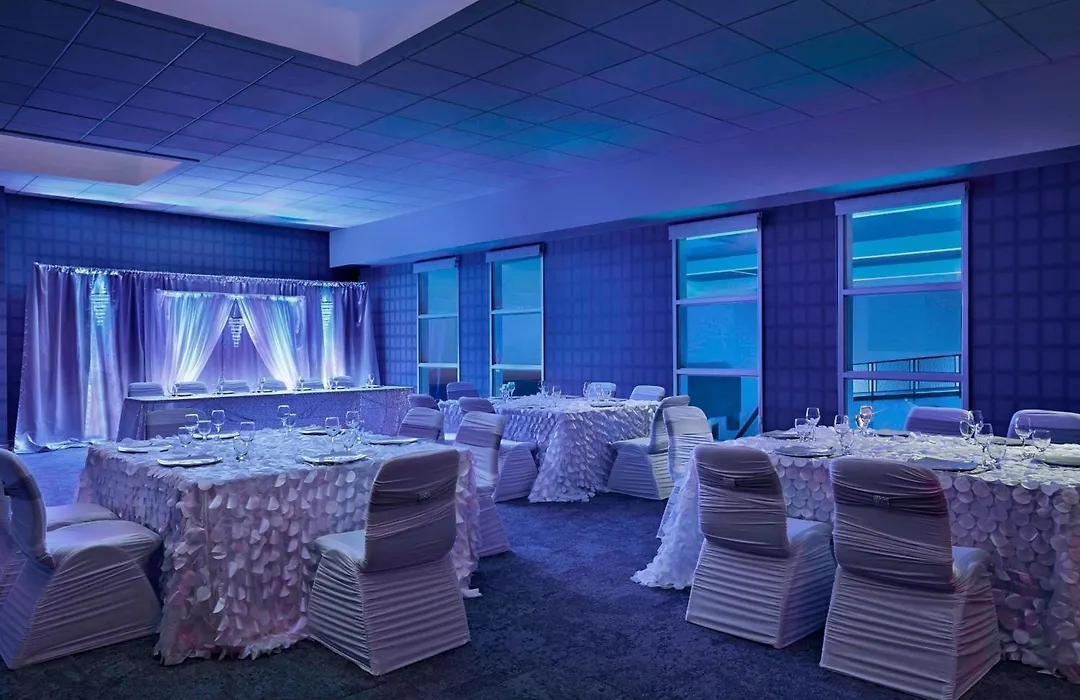 Aloft By Marriott Calgary University-1