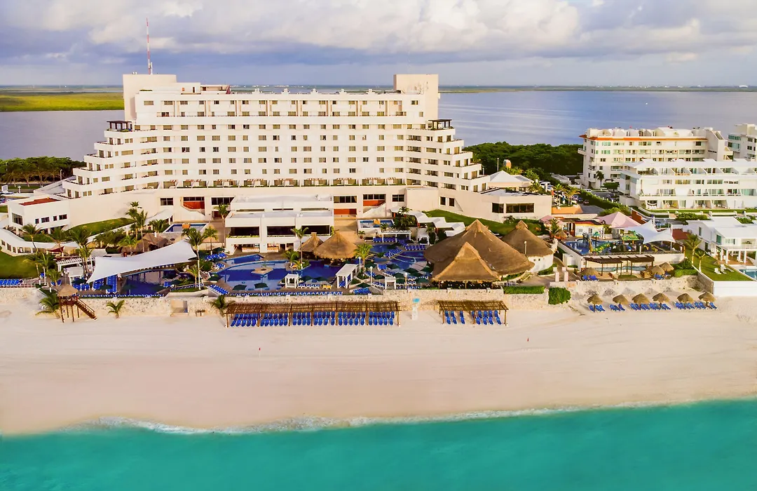 Royal Solaris Cancun-1
