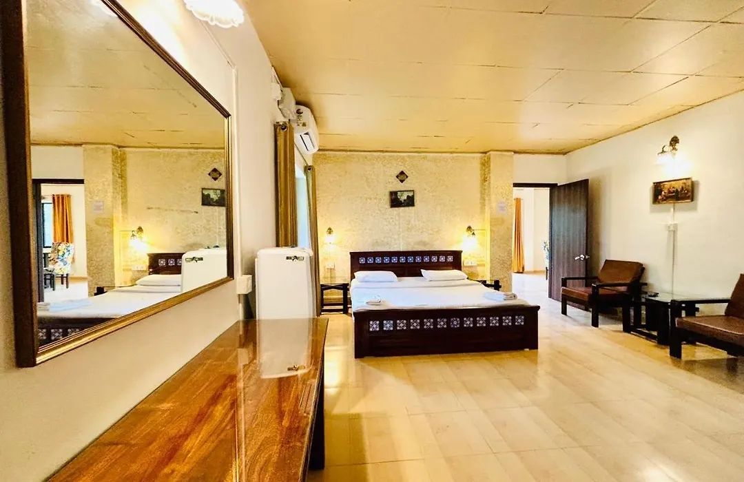 Honeywood Holiday Homes-1