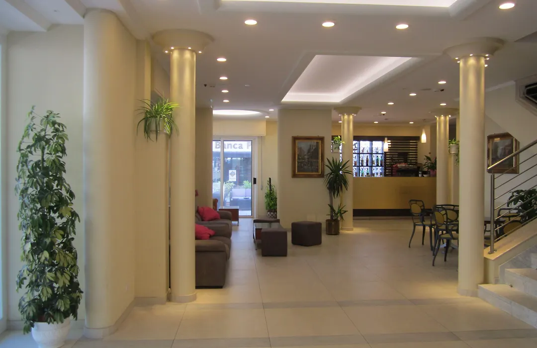 Hotel Des Bains-1