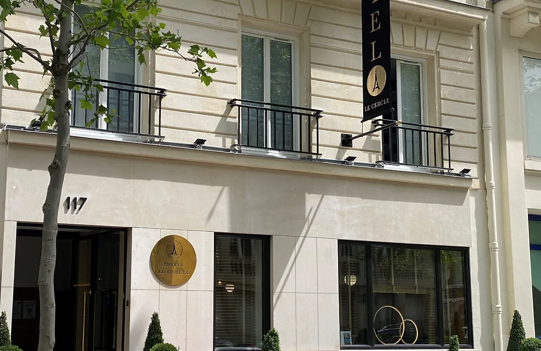 Hotel Le Cercle Tour Eiffel-1