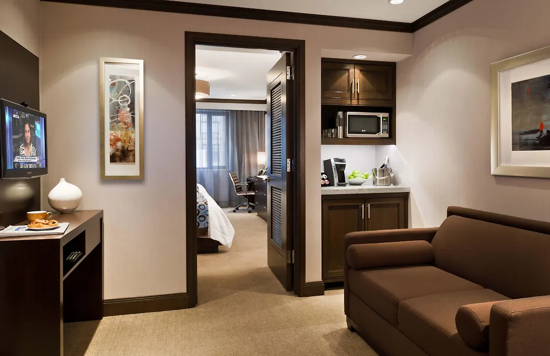 The Pearl Hotel-1