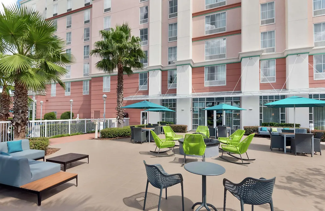 Hampton Inn & Suites Orlando Airport At Gateway Village-1