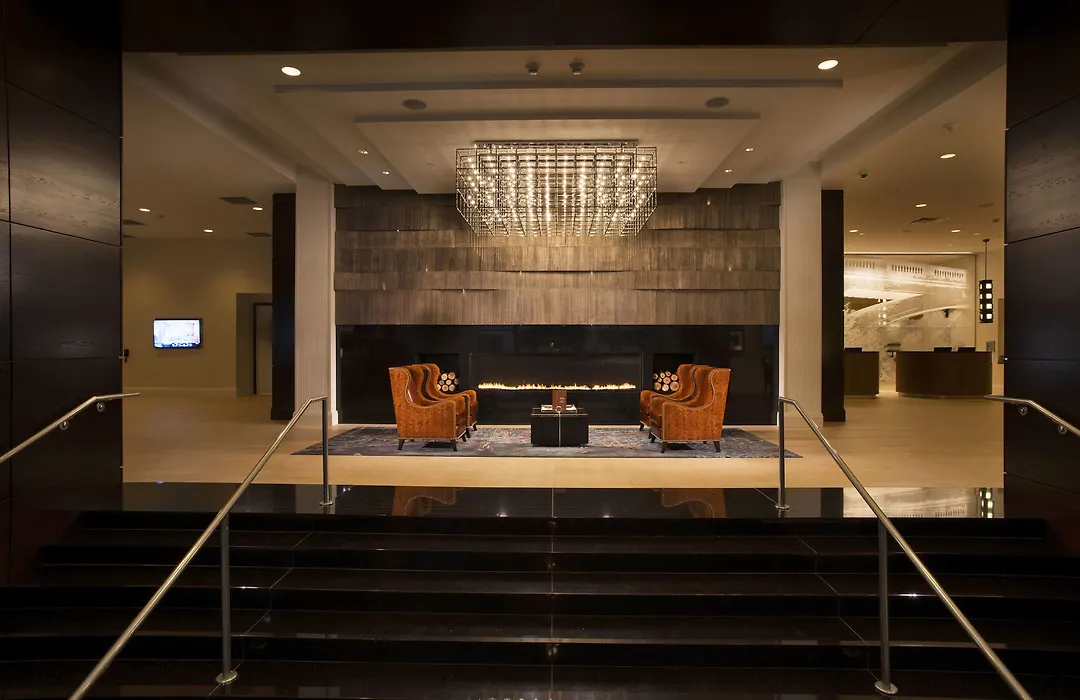 Milwaukee Marriott Downtown-1
