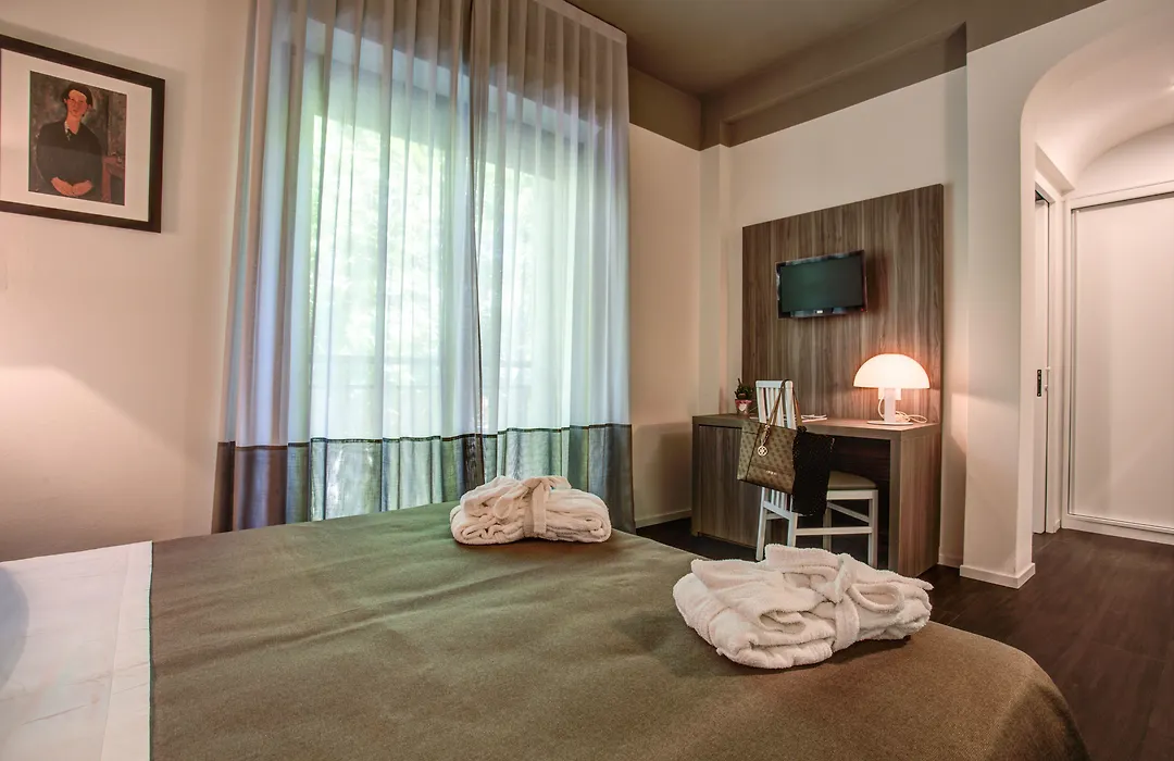 Hotel Cristallo-1