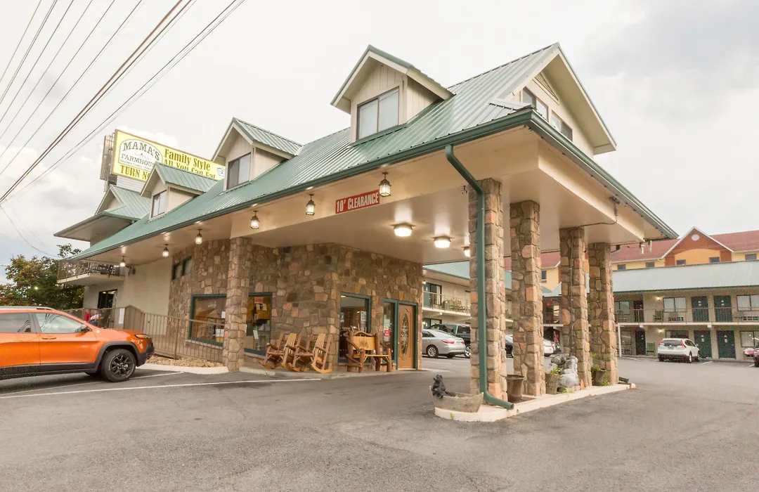 Mountain Breeze Motel-1