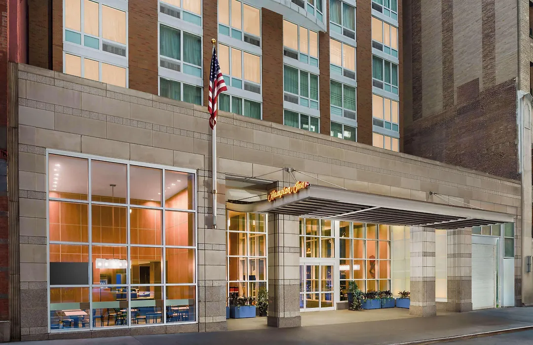 Hampton Inn Times Square Central-1