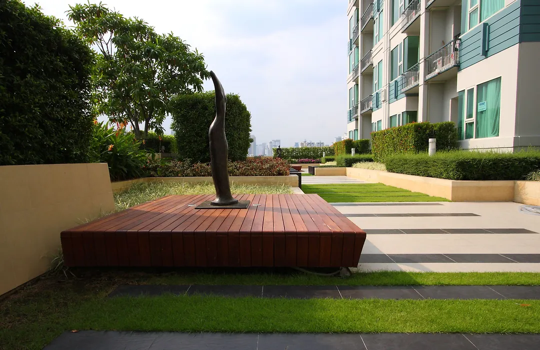 Ivy Thonglor 55-1