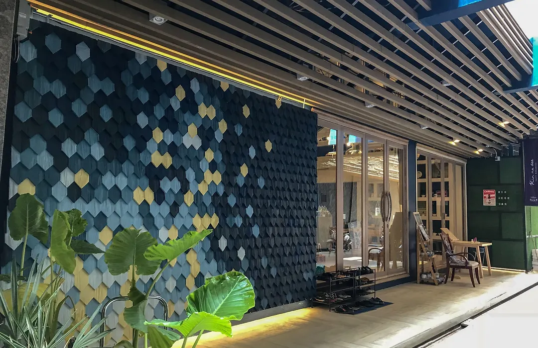 Kinnon Deluxe Hostel Coworking Cafe-1