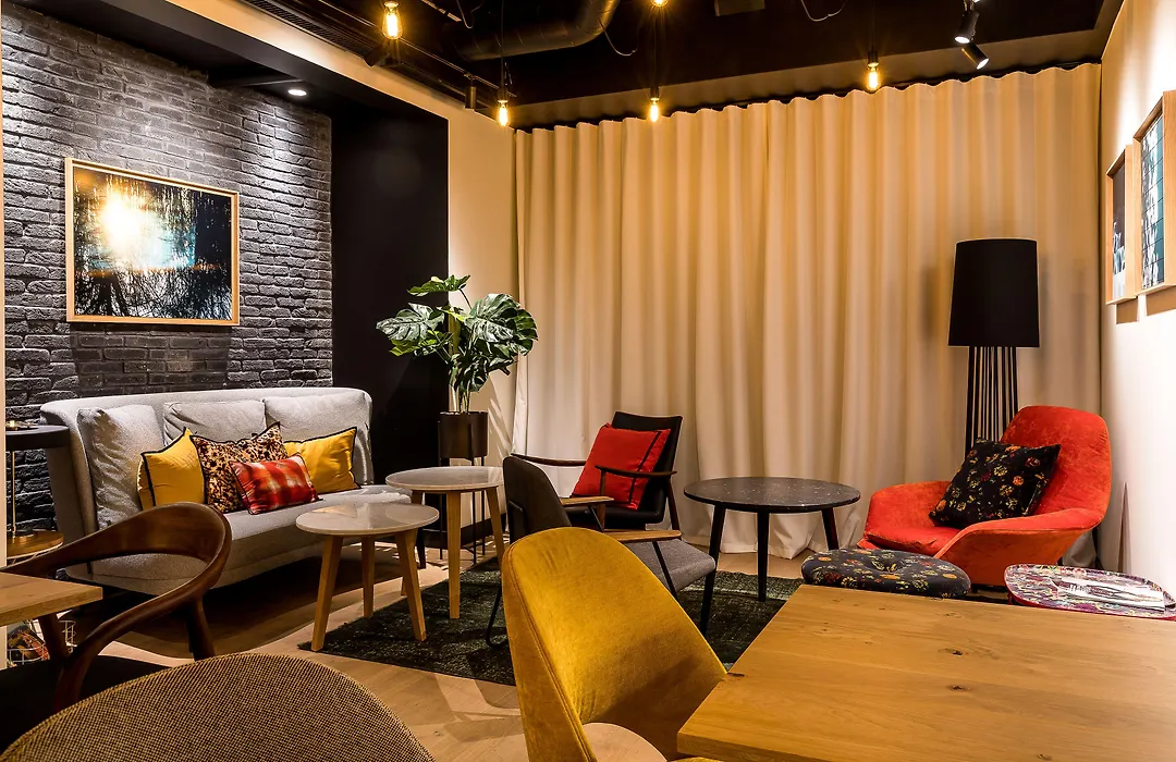 Laz' Hotel Spa Urbain Paris-1