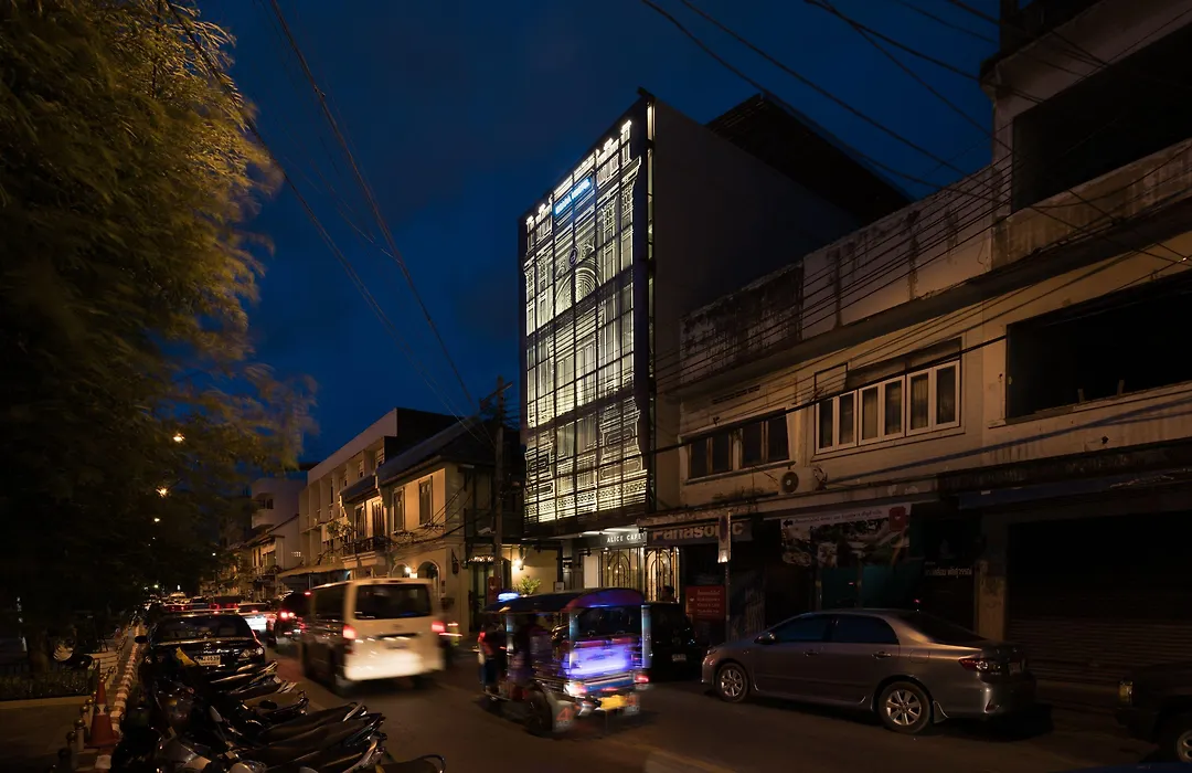 Issara By D Hostel-1