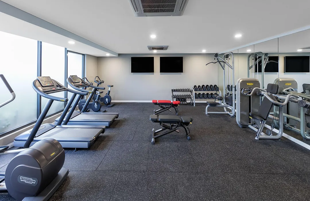 Meriton Suites Sydney Airport-1