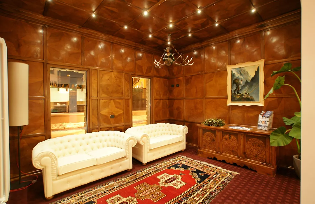 Adler Clubresidence-1