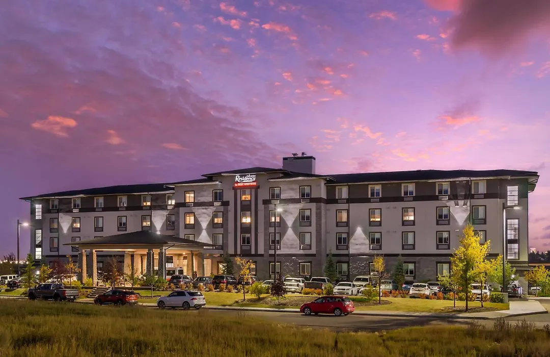 Executive Residency By Best Western Calgary City View North-1