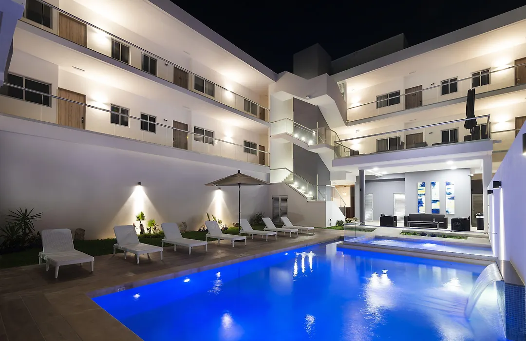 Heaven Hotel-1